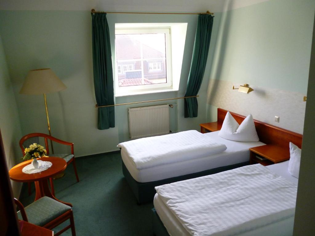 Hotel Brandenburg 코니그스부슈터하우젠 객실 사진