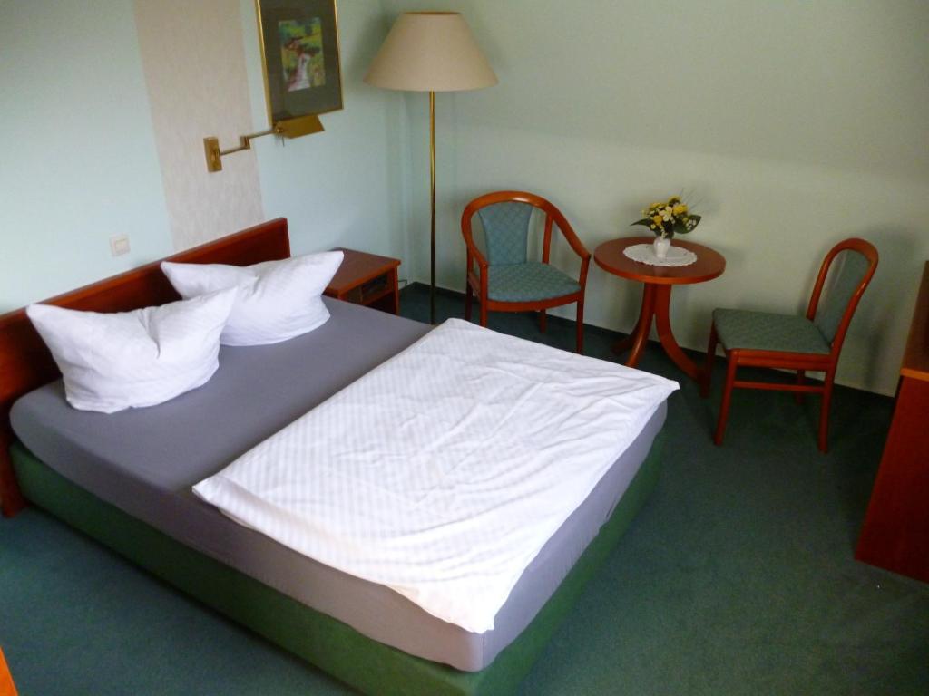 Hotel Brandenburg 코니그스부슈터하우젠 객실 사진