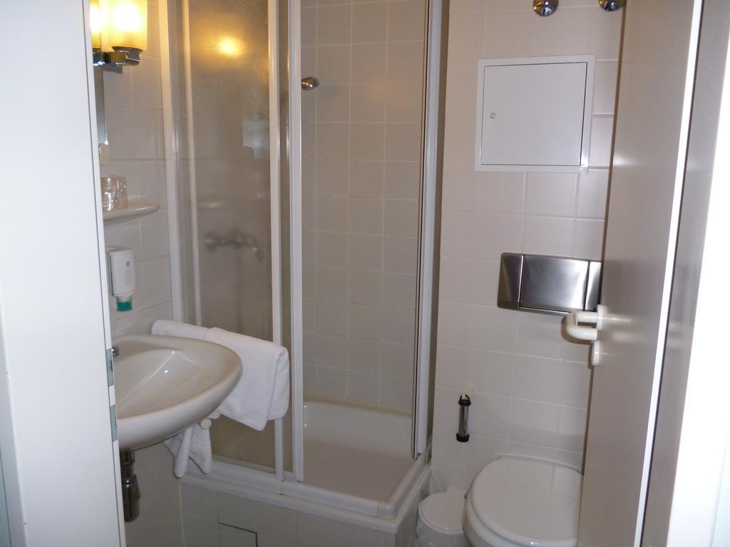Hotel Brandenburg 코니그스부슈터하우젠 객실 사진